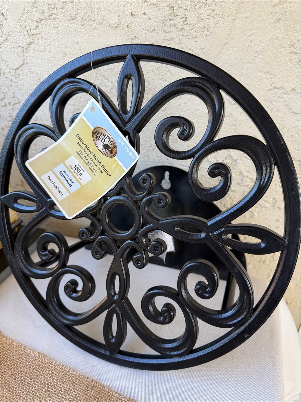 NWT Hampton Bay Decorative Hose Butler Black Cast Aluminum Wall Mount Organizer - Picture 12 of 14